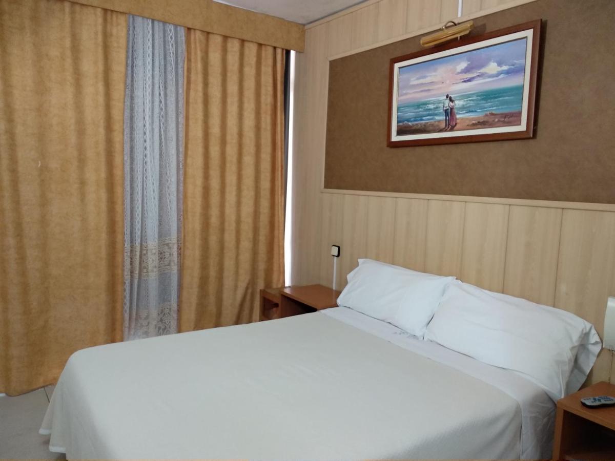 Pension Venecia Salou Exteriör bild