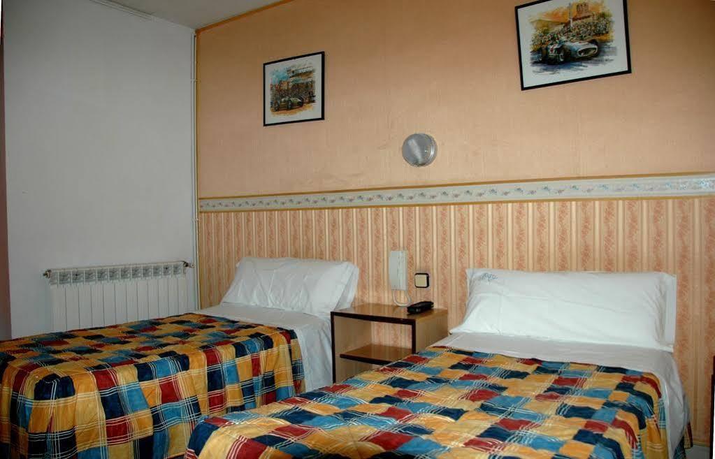 Pension Venecia Salou Exteriör bild