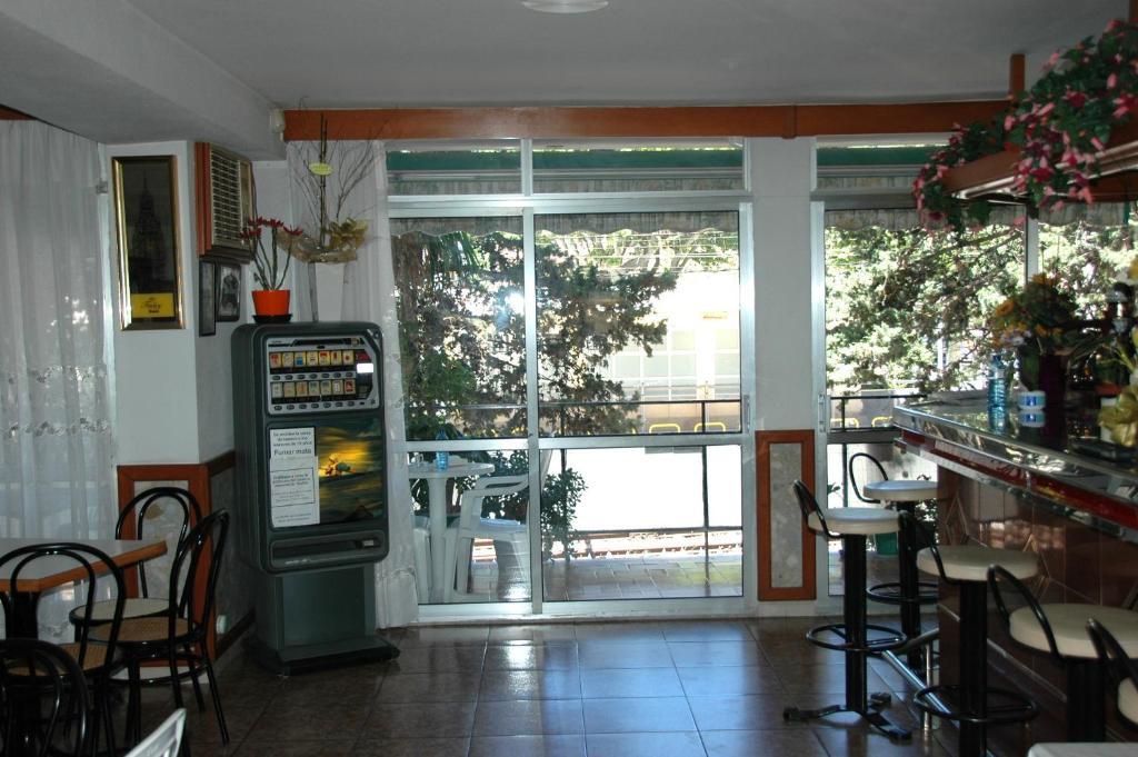 Pension Venecia Salou Exteriör bild