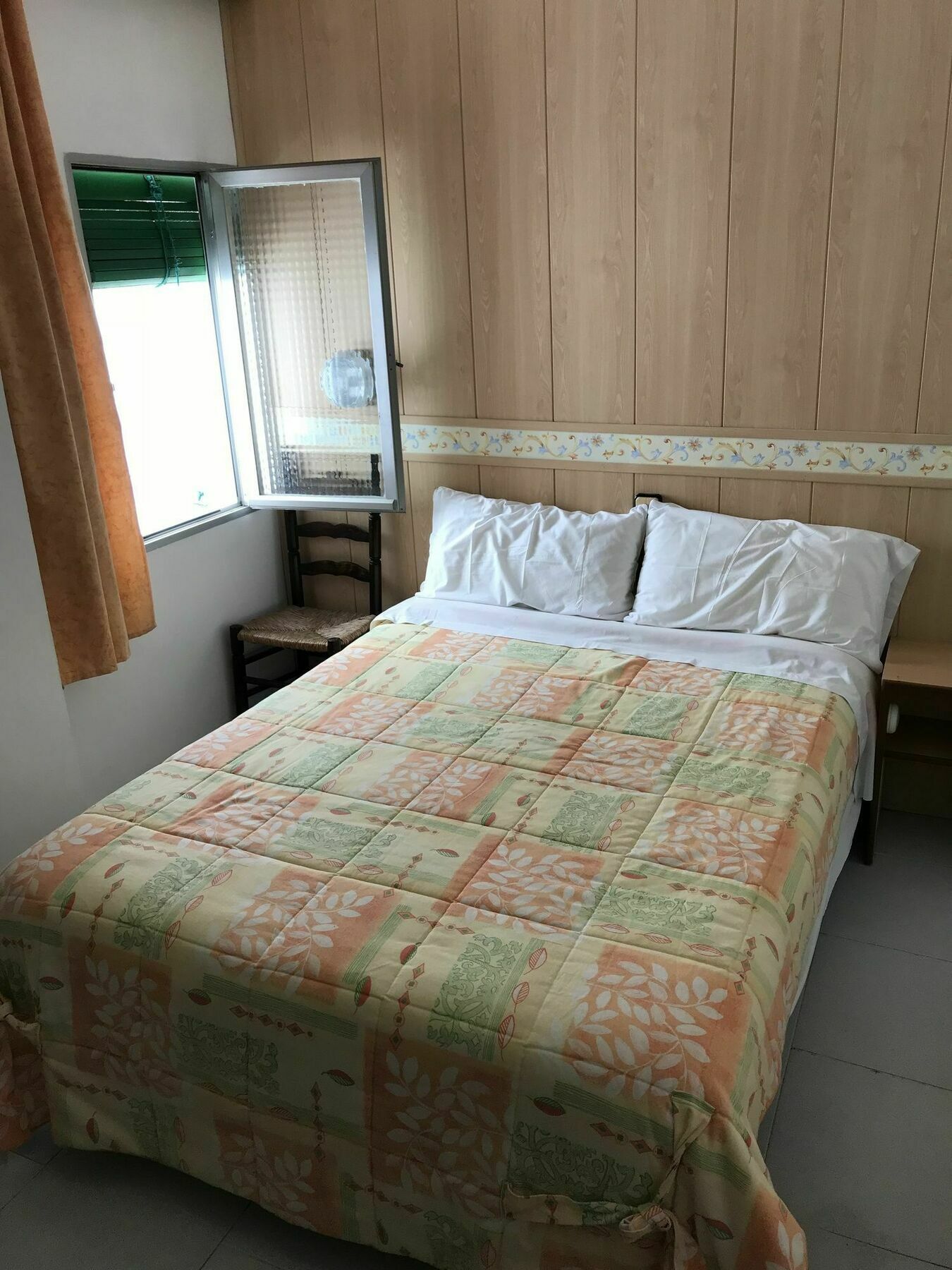Pension Venecia Salou Exteriör bild